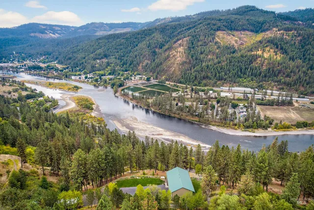 $599,000 | 283 Quail Drive, Lenore, ID 83541