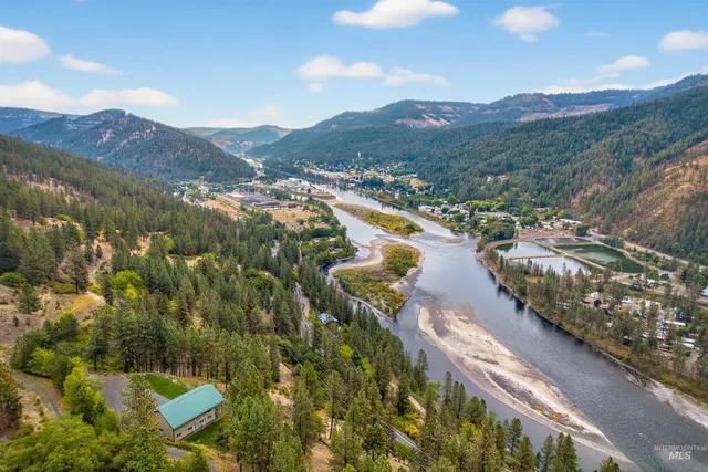 $599,000 | 283 Quail Drive, Lenore, ID 83541