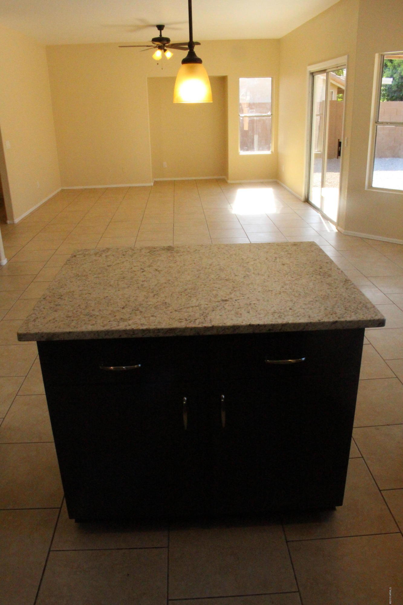 8916 West Monte Vista Road Phoenix, AZ 85037 - Photo 9 of 48 IMG_0578