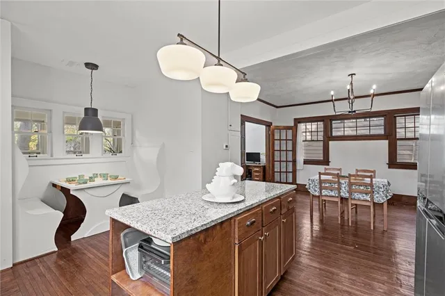 $330,000 | 211 East Cedar Street, Olathe, KS 66061