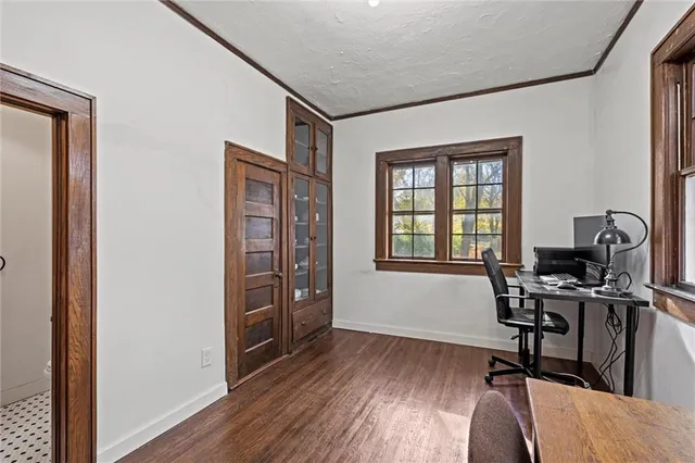 $330,000 | 211 East Cedar Street, Olathe, KS 66061