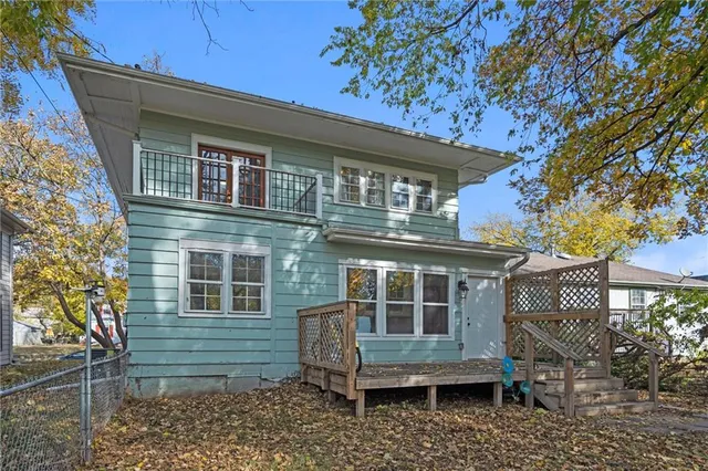 $330,000 | 211 East Cedar Street, Olathe, KS 66061