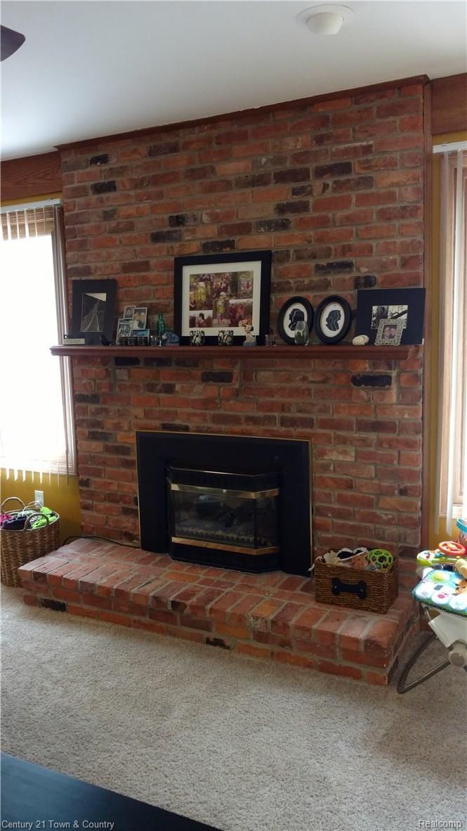 2051 Highsplint Drive Rochester, MI 48307 - Photo 11 of 24 IMG_20160409_132454502.jpg