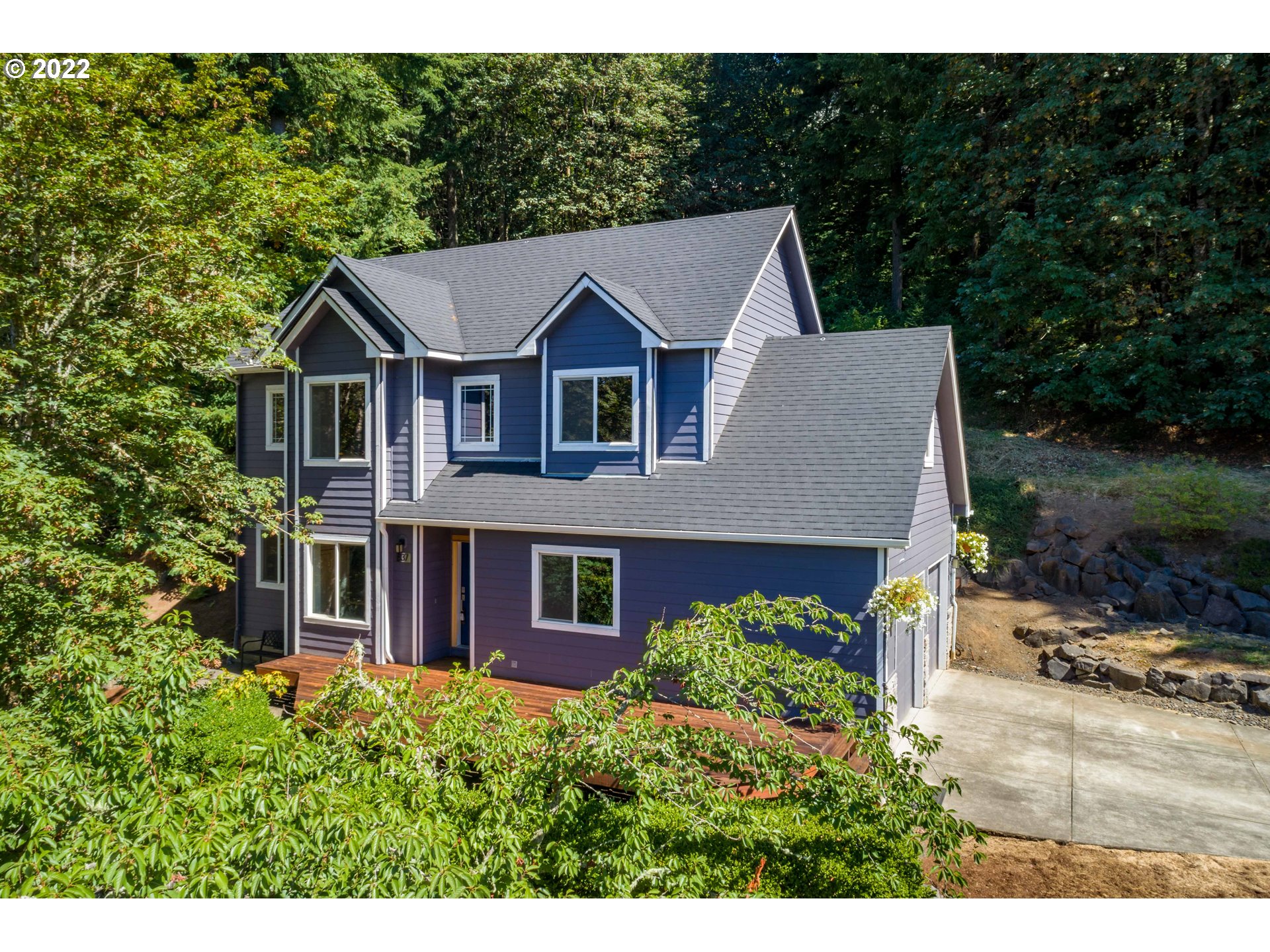 837 South 73rd Street Springfield, OR 97478 - Photo 1 of 32