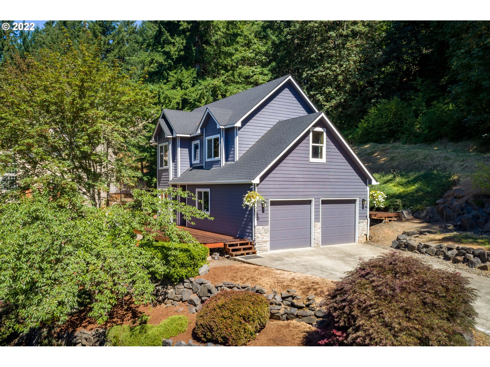 837 South 73rd Street Springfield, OR 97478 - Photo 2 of 32