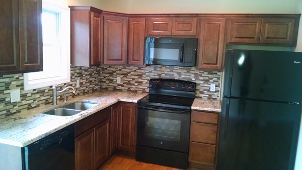 53 Barrison Street Springfield, MA 01109 - Photo 2 of 14 Gallery Image 2