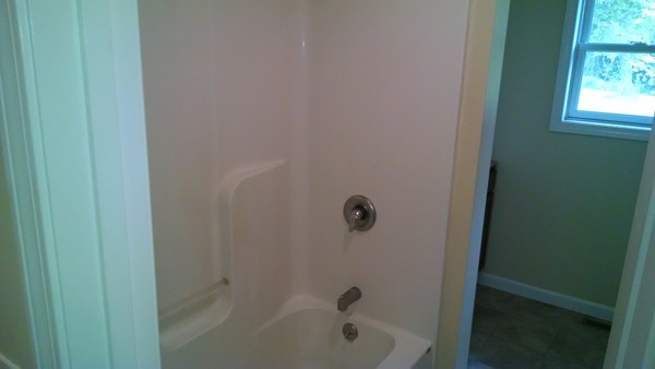53 Barrison Street Springfield, MA 01109 - Photo 6 of 14 Gallery Image 6