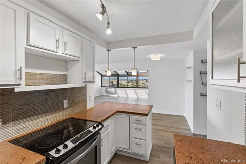 $750,000 | 1313 North Williams Street, Unit 1601, Denver, CO 80218