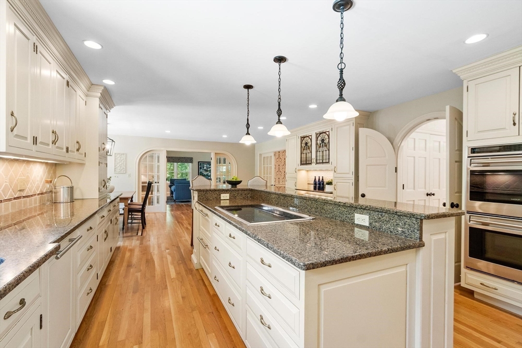 123 Oak Knoll Road Carlisle, MA 01741 - Photo 9 of 41