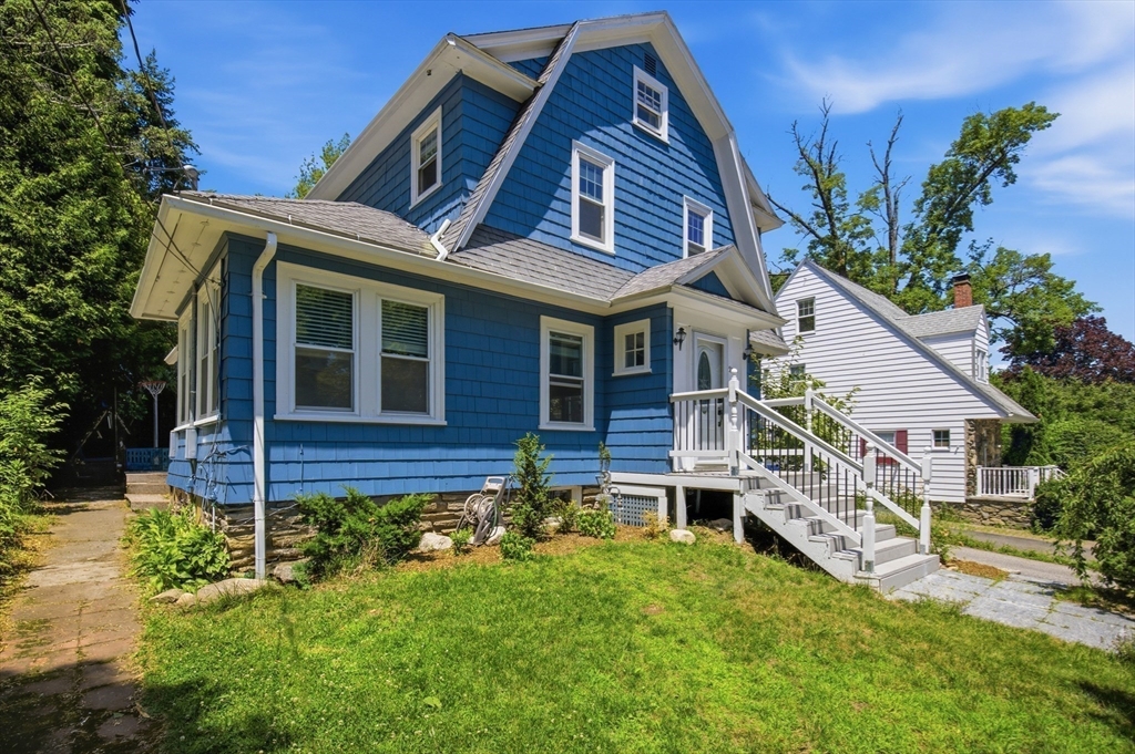 52 Eagle Road Worcester, MA 01605 - Photo 2 of 42