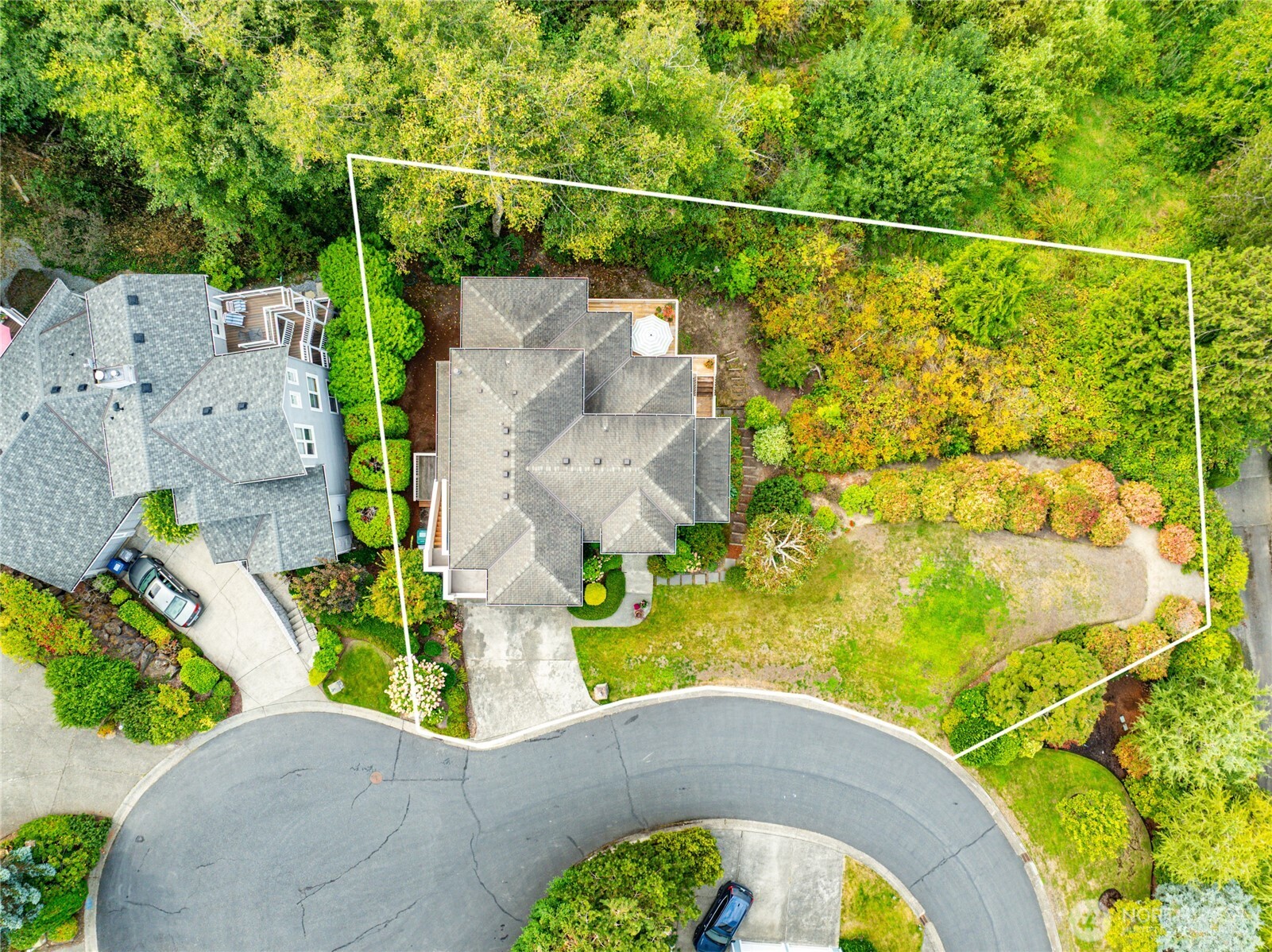 621 Southwest 295th Place Federal Way, WA 98023 - Photo 7 of 35 a view of a swimming pool with a patio