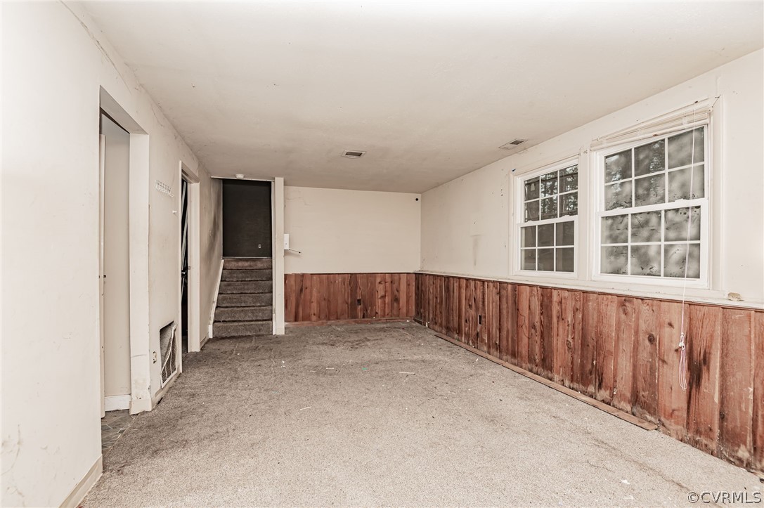 9333 Carbe Road North Chesterfield, VA 23236 - Photo 24 of 34 an empty room with windows