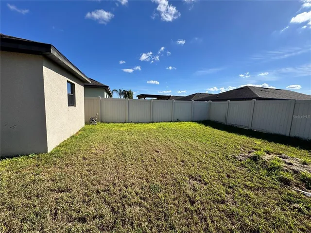 $315,000 | 921 Wynnmere Walk Avenue, Ruskin, FL 33570