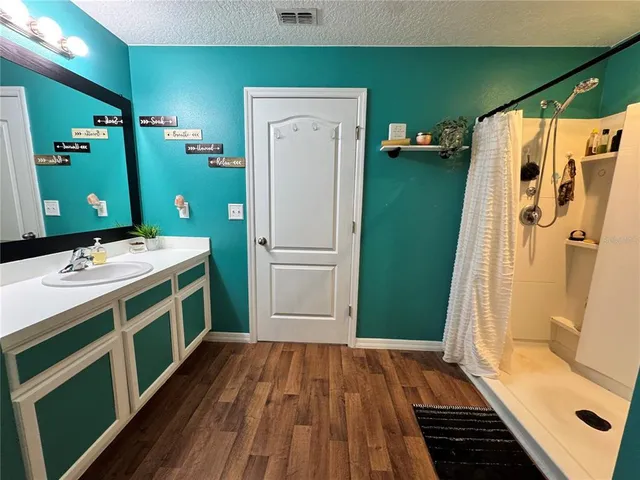 $315,000 | 921 Wynnmere Walk Avenue, Ruskin, FL 33570