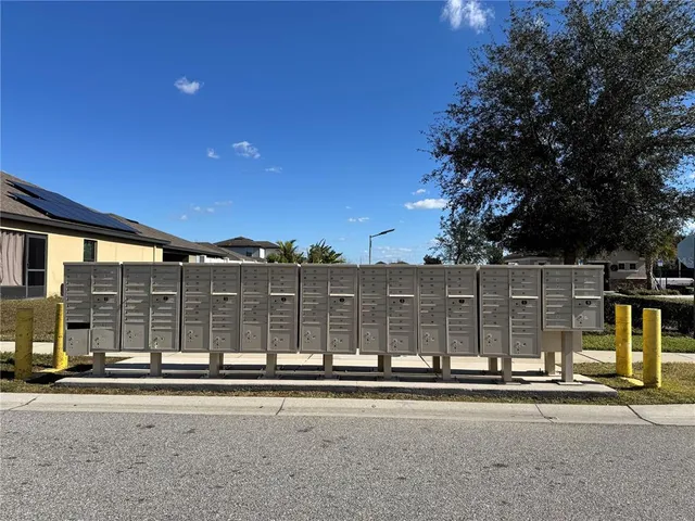 $315,000 | 921 Wynnmere Walk Avenue, Ruskin, FL 33570