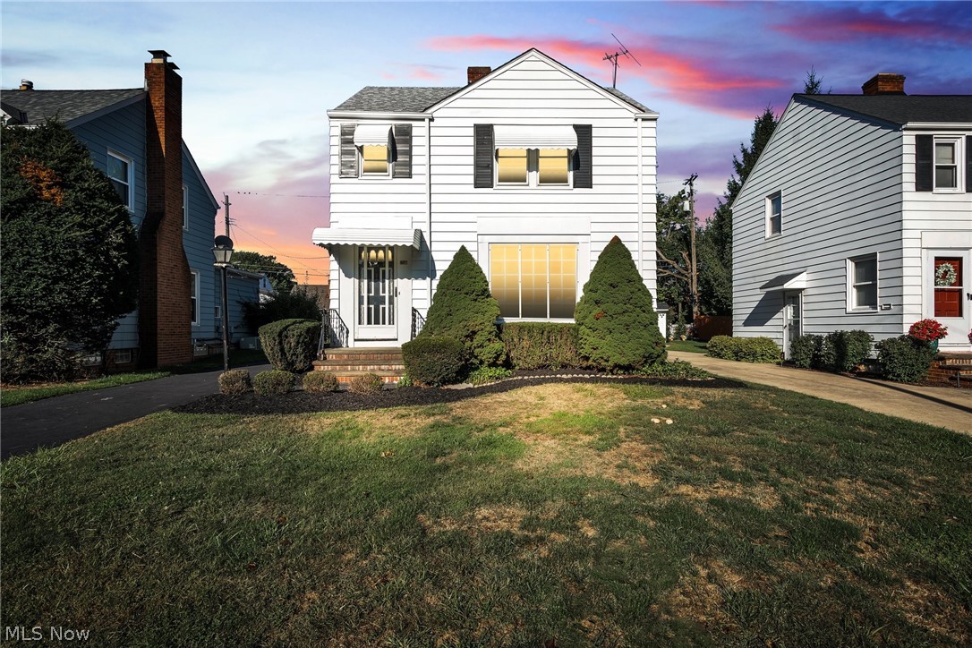 1098 Piermont Road Cleveland, OH 44121 - Photo 1 of 23 Welcome Home
1098 Piermont Rd