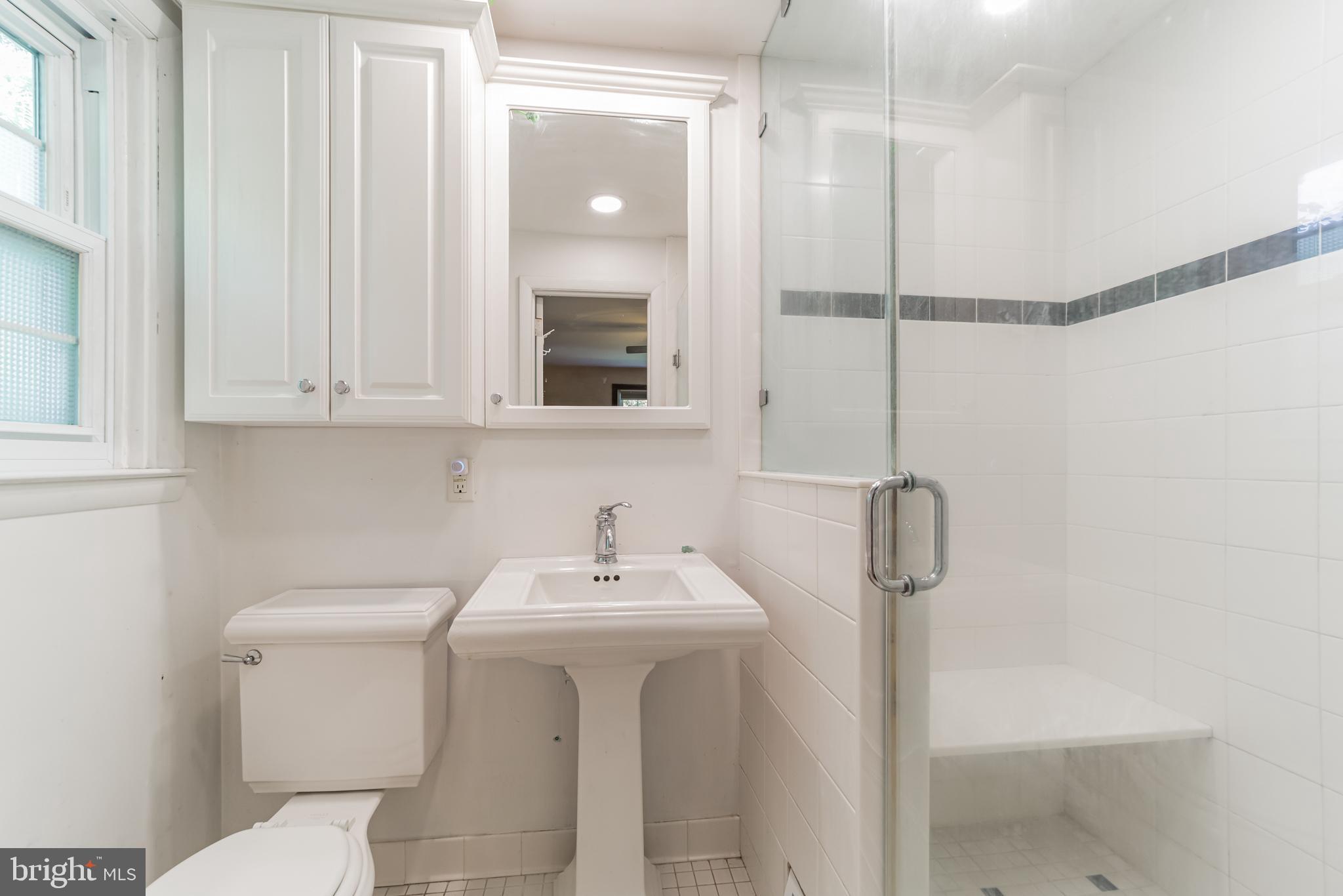 606 Brookwood Road Wayne, PA 19087 - Photo 13 of 34