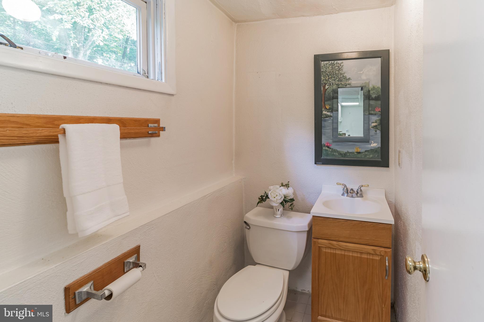 606 Brookwood Road Wayne, PA 19087 - Photo 23 of 34