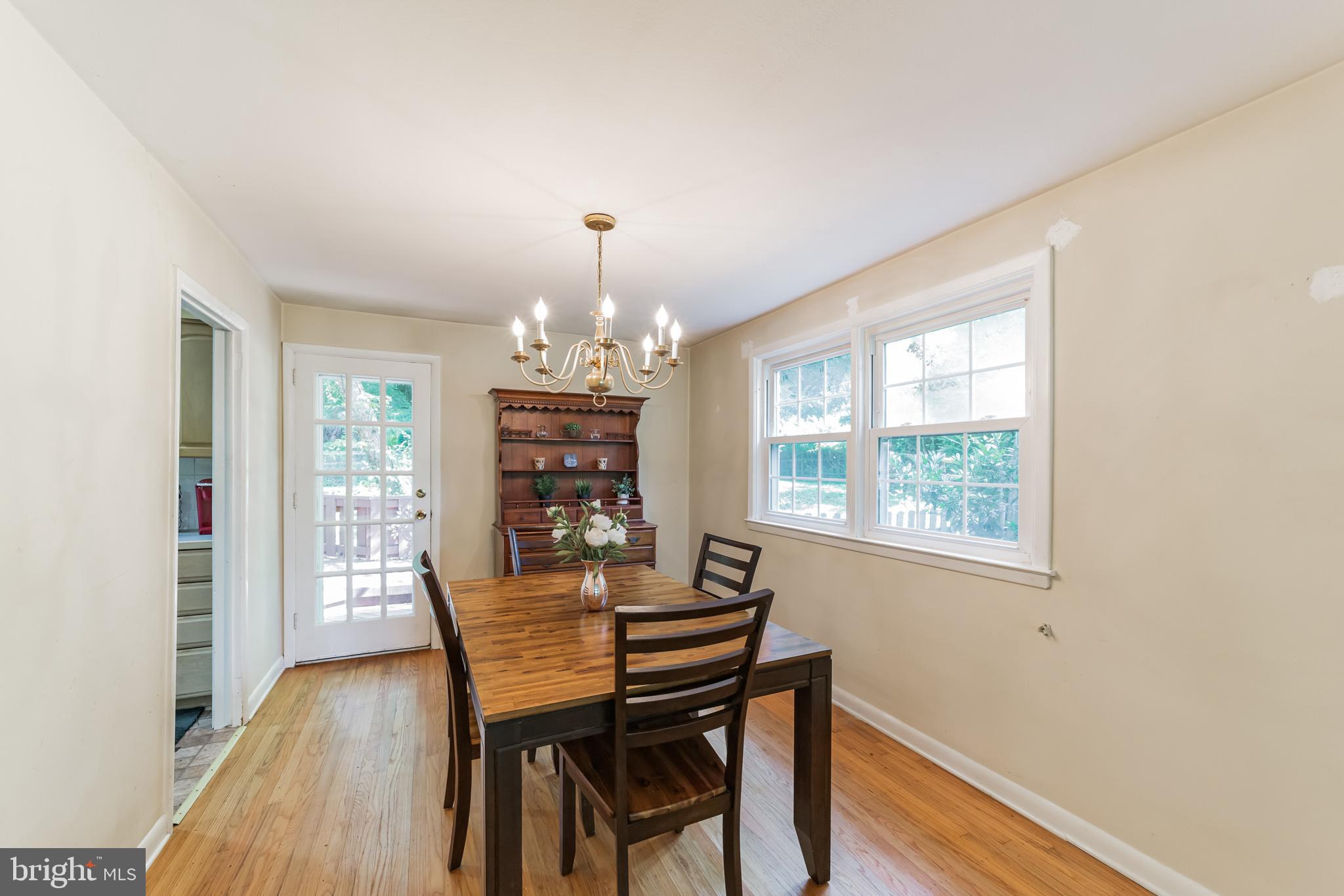 606 Brookwood Road Wayne, PA 19087 - Photo 5 of 34