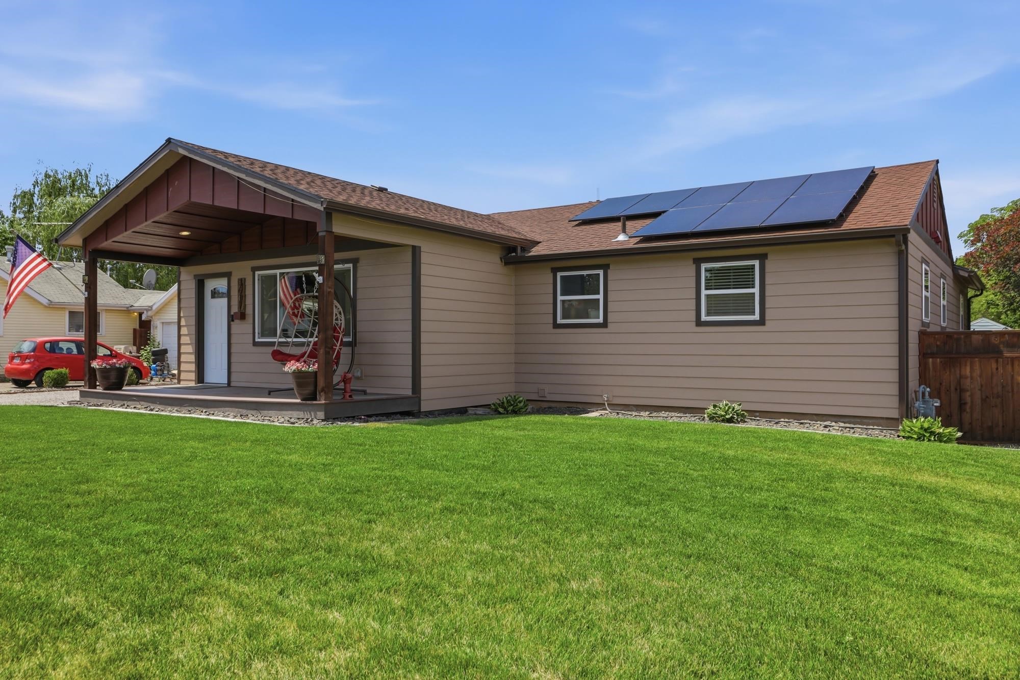 3617 North Center Road Spokane Valley, WA 99212 - Photo 2 of 47