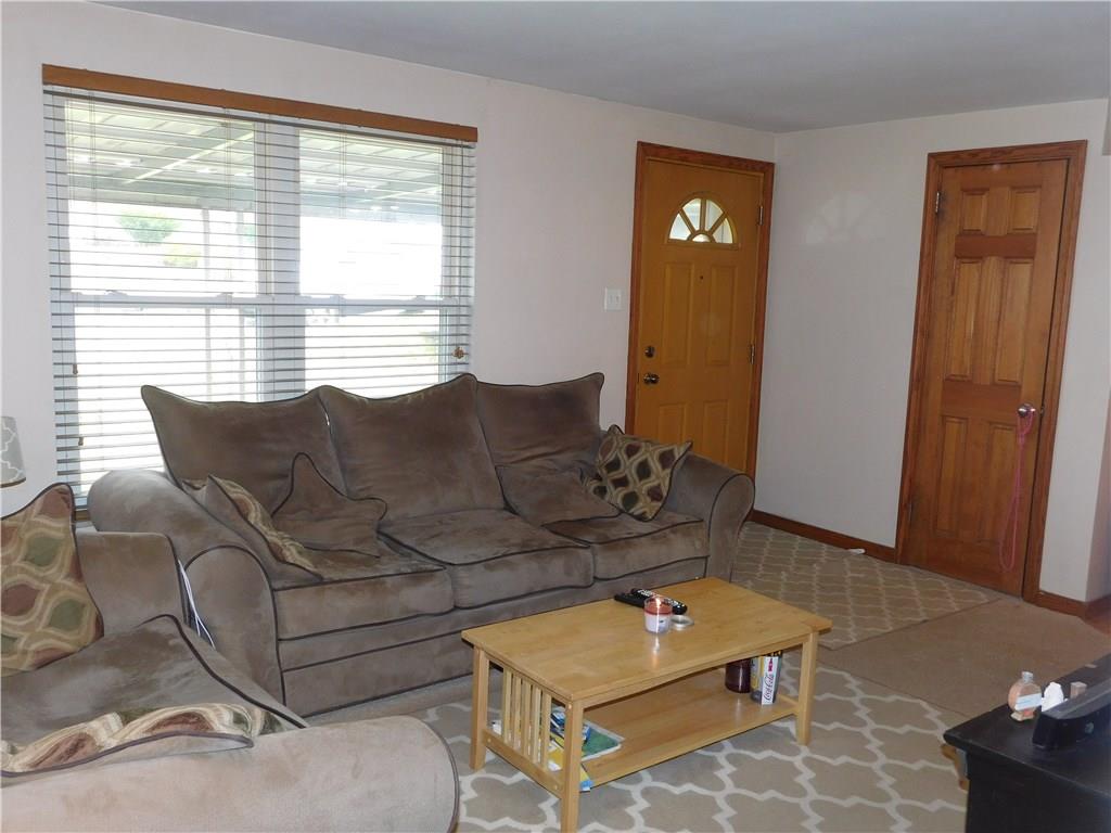 919 Mifflinridge Road Pittsburgh, PA 15207 - Photo 2 of 14 Gallery Image 2