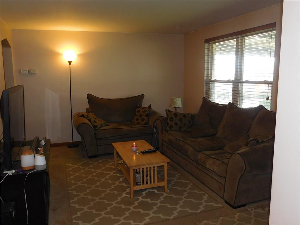 919 Mifflinridge Road Pittsburgh, PA 15207 - Photo 3 of 14 Gallery Image 3
