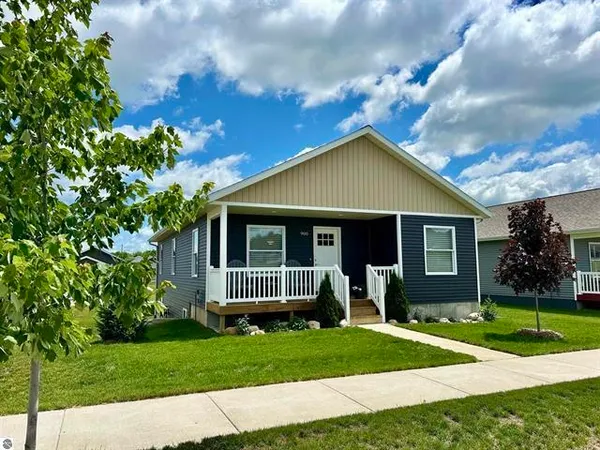$359,900 | 806 Sepia Street, Traverse City, MI 49696