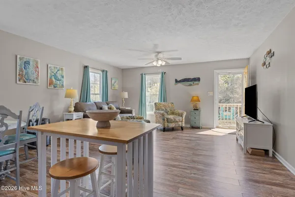 $695,000 | 8504 Reed Drive, Emerald Isle, NC 28594