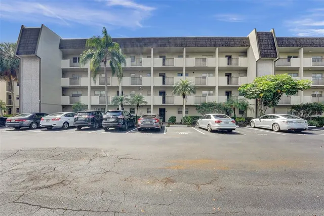 $175,000 | 6200 Northwest 44th Street, Unit 103, Lauderhill, FL 33319