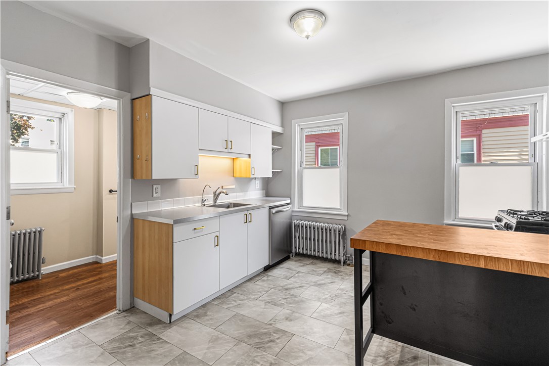 141 Grove Street Providence, RI 02909 - Photo 14 of 50 Unit 1