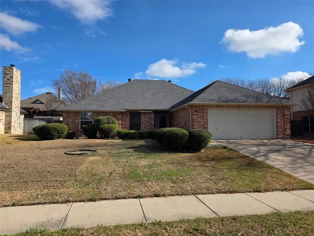 $2,350 | 2308 Welch Place, Mansfield, TX 76063