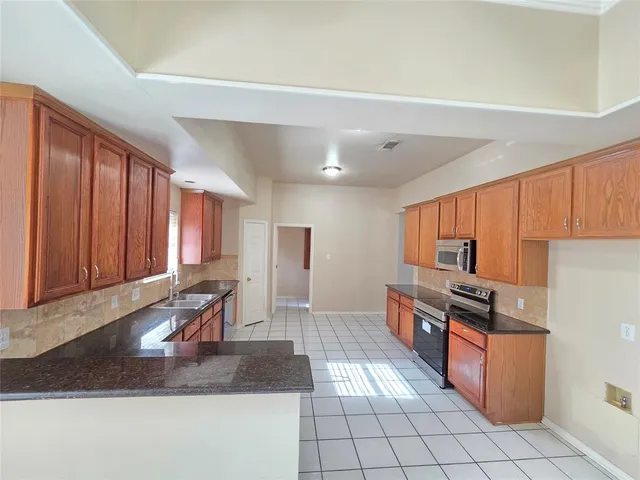 $2,350 | 2308 Welch Place, Mansfield, TX 76063