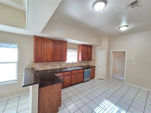 $2,350 | 2308 Welch Place, Mansfield, TX 76063