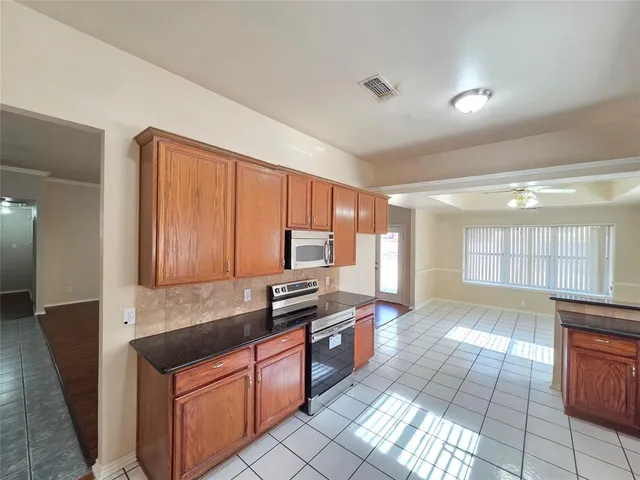 $2,350 | 2308 Welch Place, Mansfield, TX 76063