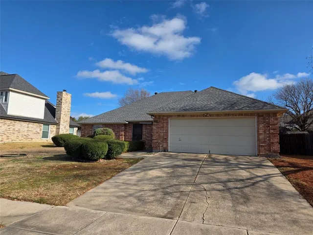 $2,350 | 2308 Welch Place, Mansfield, TX 76063