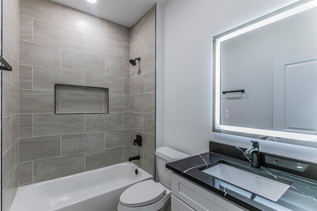 4898 Point La Vista Road Malakoff, TX 75148 - Photo 18 of 26