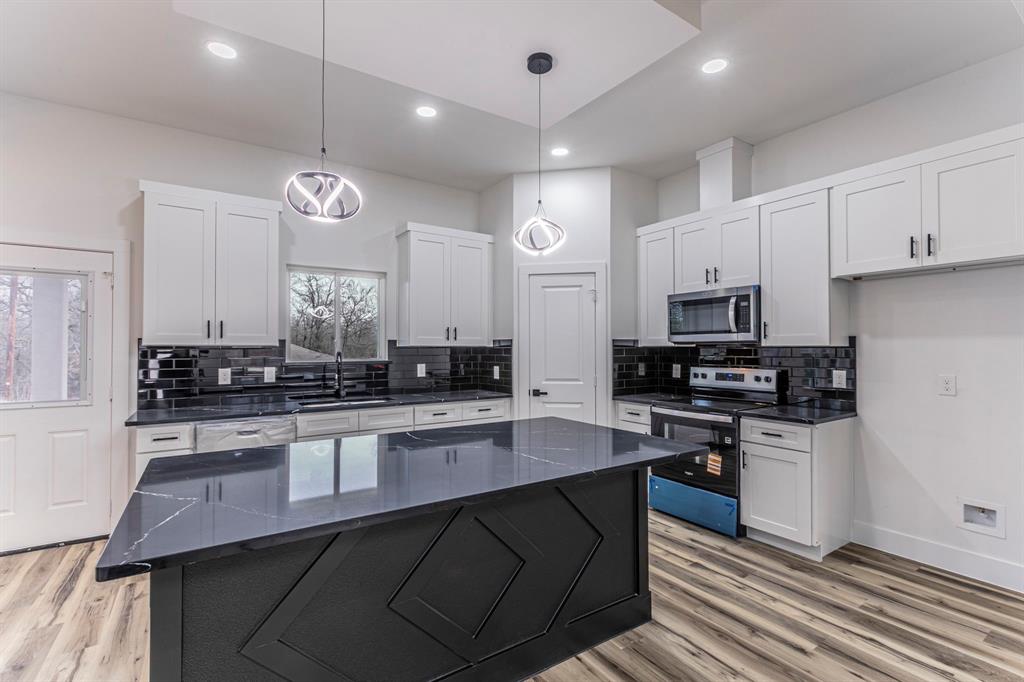 4898 Point La Vista Road Malakoff, TX 75148 - Photo 6 of 26