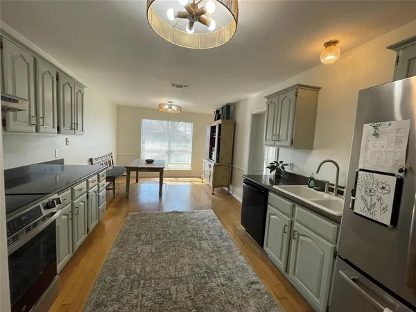 $2,550 | 3935 Misty Lane, Paris, TX 75462