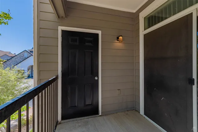 $2,350 | 12215 Hunters Chase Drive, Unit S2103S, Austin, TX 78729