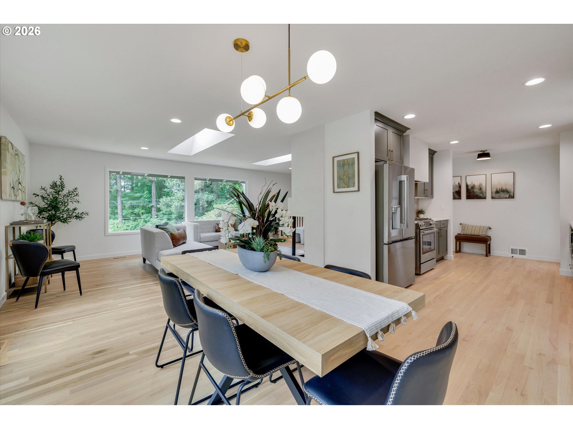 8560 Southwest Gayle Lane Portland, OR 97225 - Photo 10 of 47