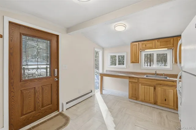 $1,350 | 269 Oakland Valley Road, Cuddebackville, NY 12729