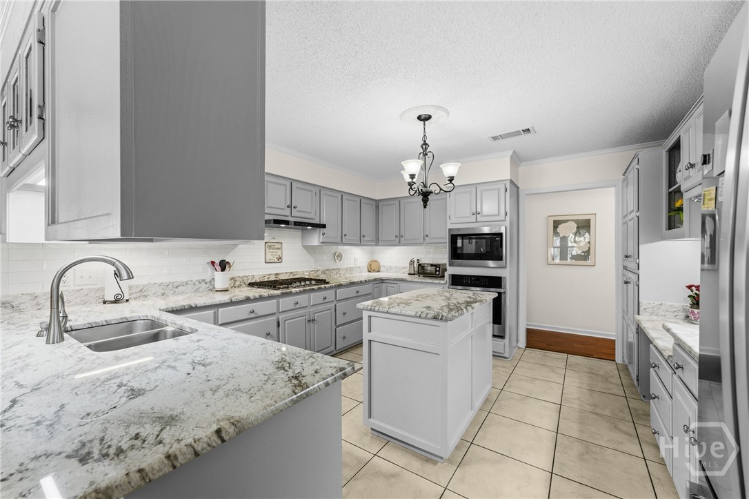 1569 Pond View Road Metter, GA 30439 - Photo 15 of 63