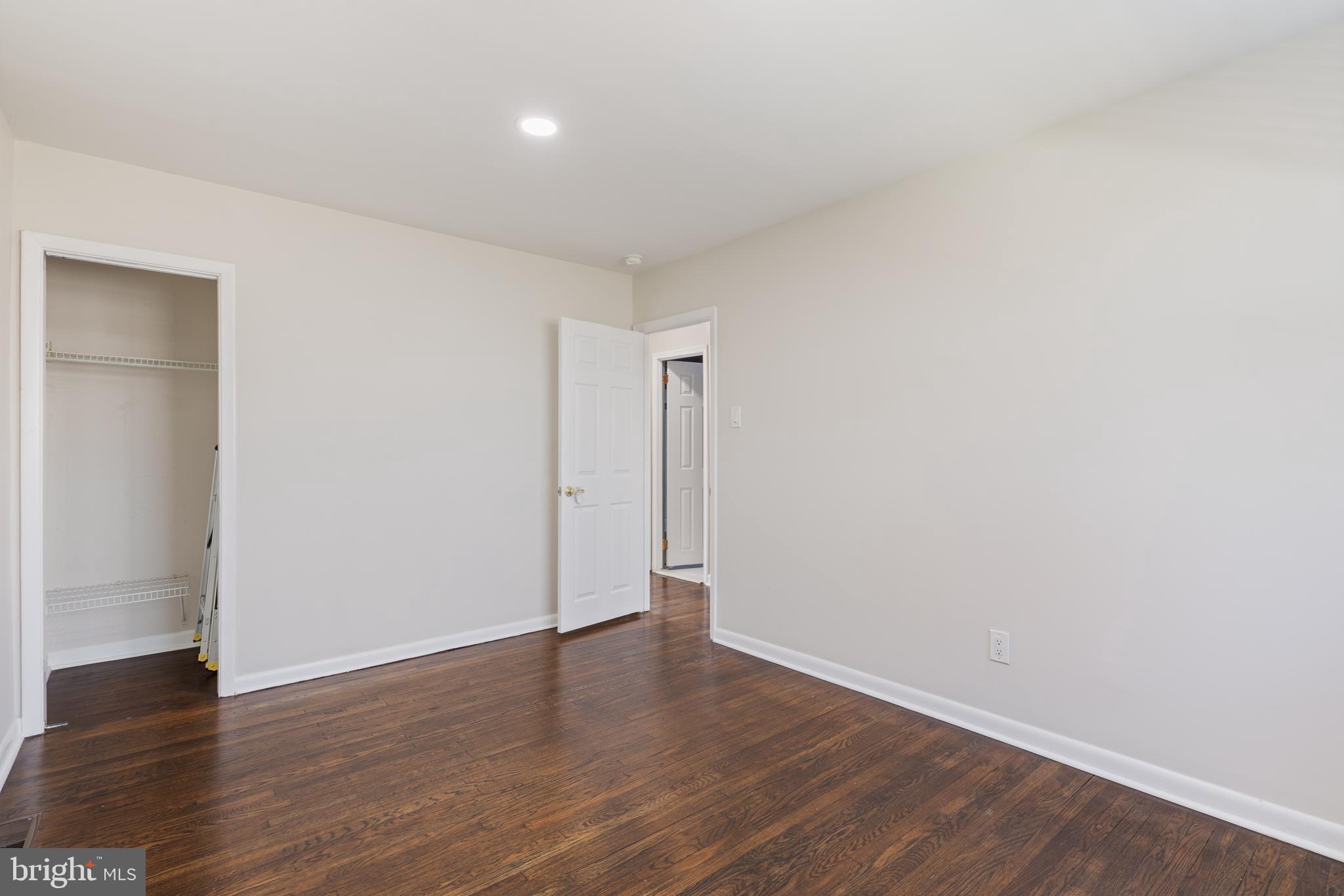 11804 Basile Road Philadelphia, PA 19154 - Photo 14 of 27 Gallery Image 14