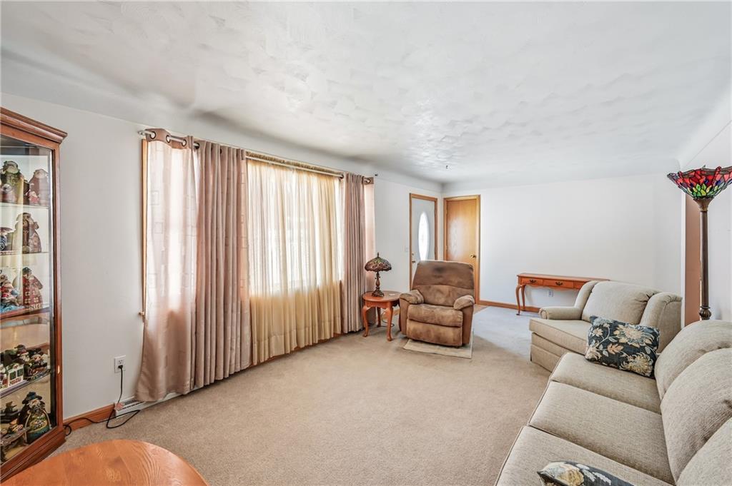 733 Greenfield Road Mercer, PA 16137 - Photo 7 of 29 Gallery Image 7