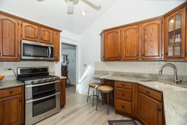 $619,900 | 219 West Oak Avenue, Wheaton, IL 60187