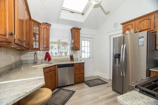 $619,900 | 219 West Oak Avenue, Wheaton, IL 60187