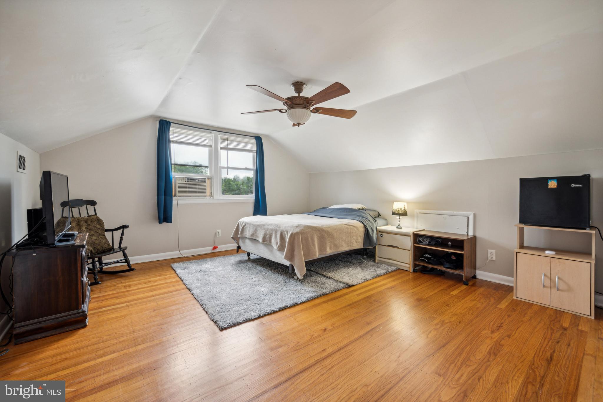 218 Sheffield Road Cherry Hill, NJ 08034 - Photo 20 of 24 Gallery Image 20