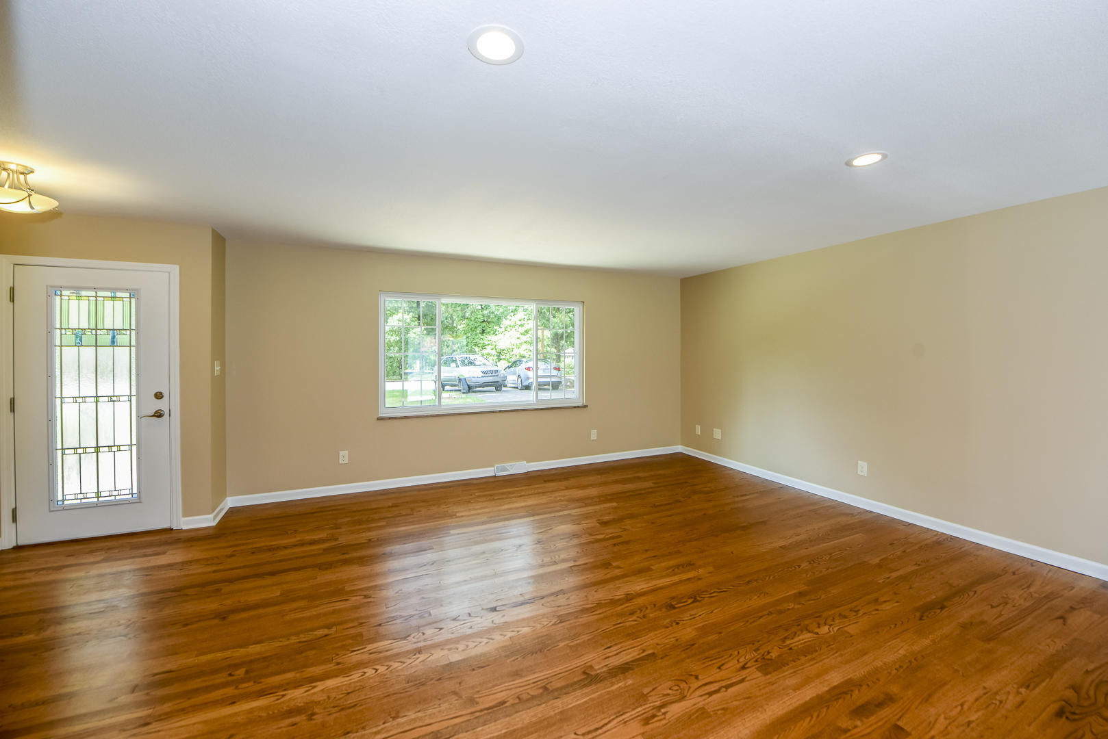 258 Harding Street Alcoa, TN 37701 - Photo 5 of 25 Great room
