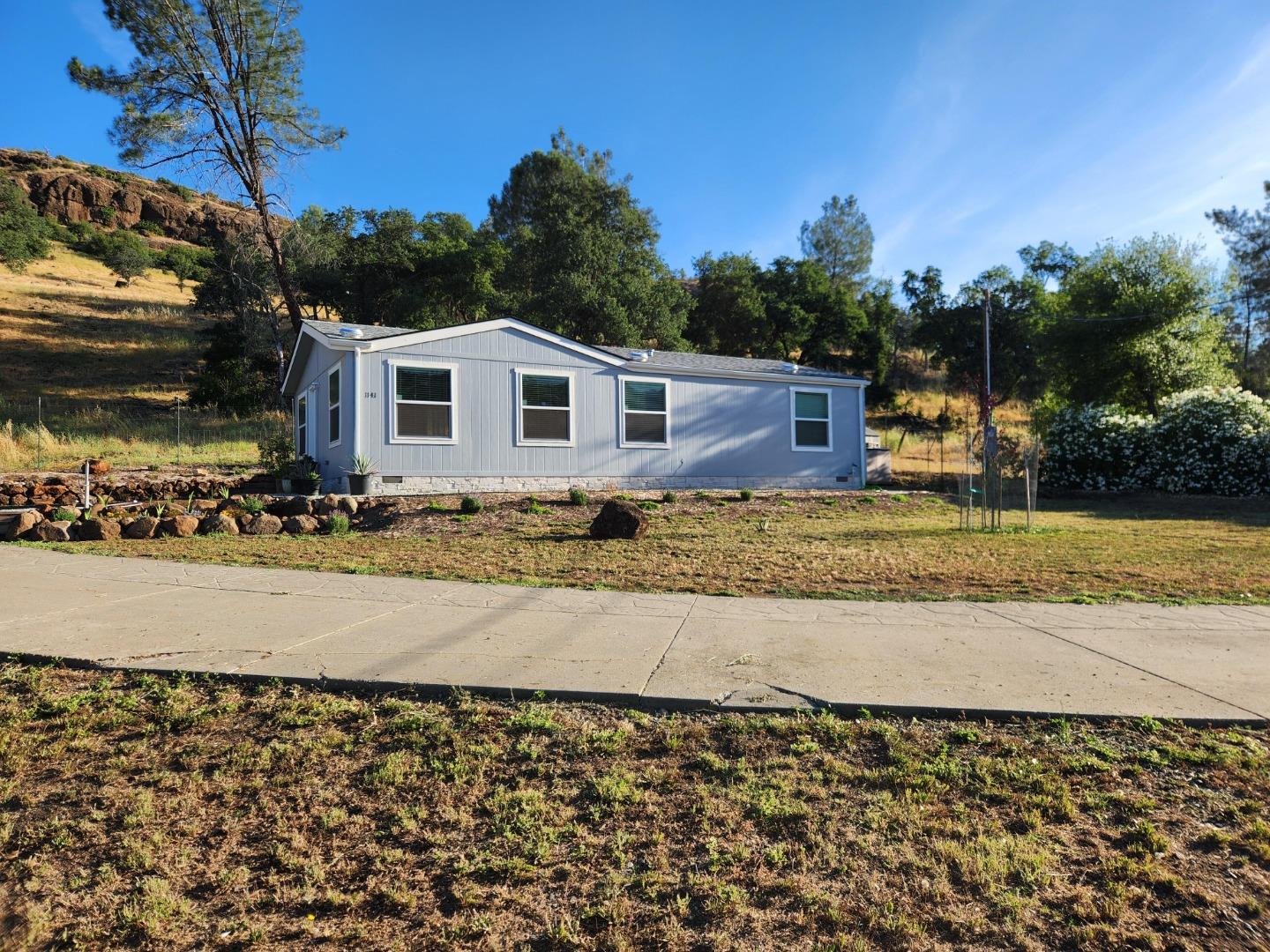 1141 Honey Run Road Chico, CA 95928 - Photo 5 of 38