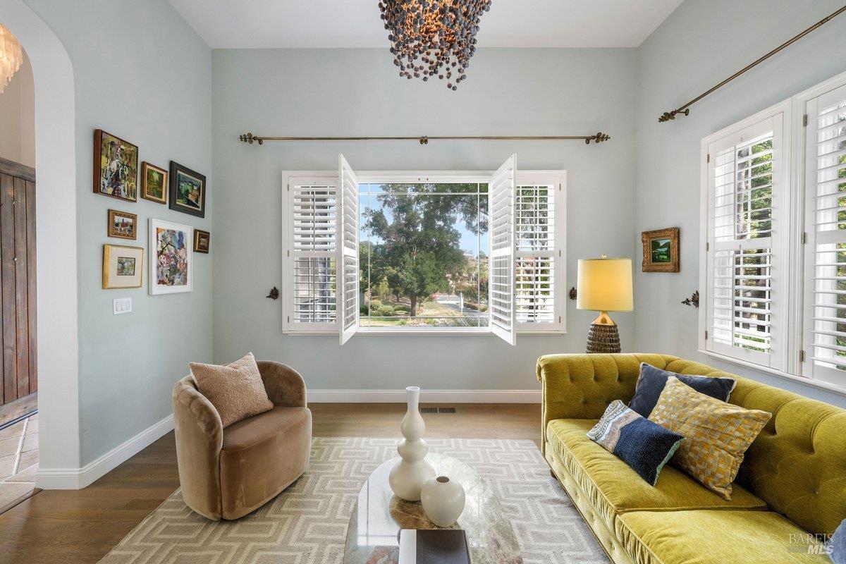 101 Windwalker Way Novato, CA 94945 - Photo 6 of 86 Gallery Image 6